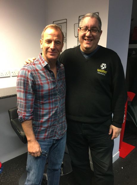 Robson et le présentateur sport Ian Abrahams